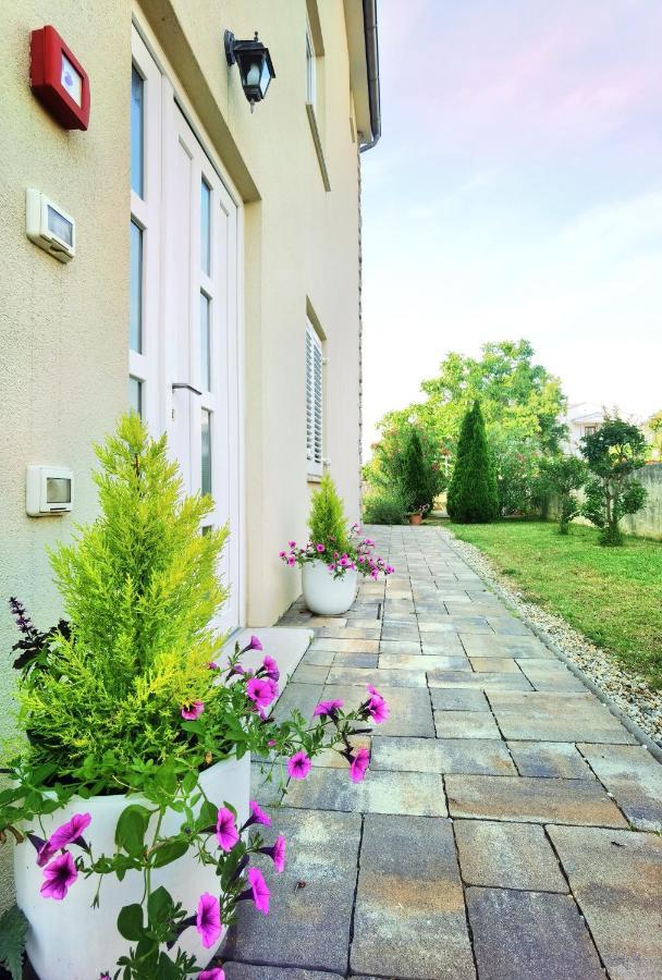 Guesthouse Olei Malinska Εξωτερικό φωτογραφία