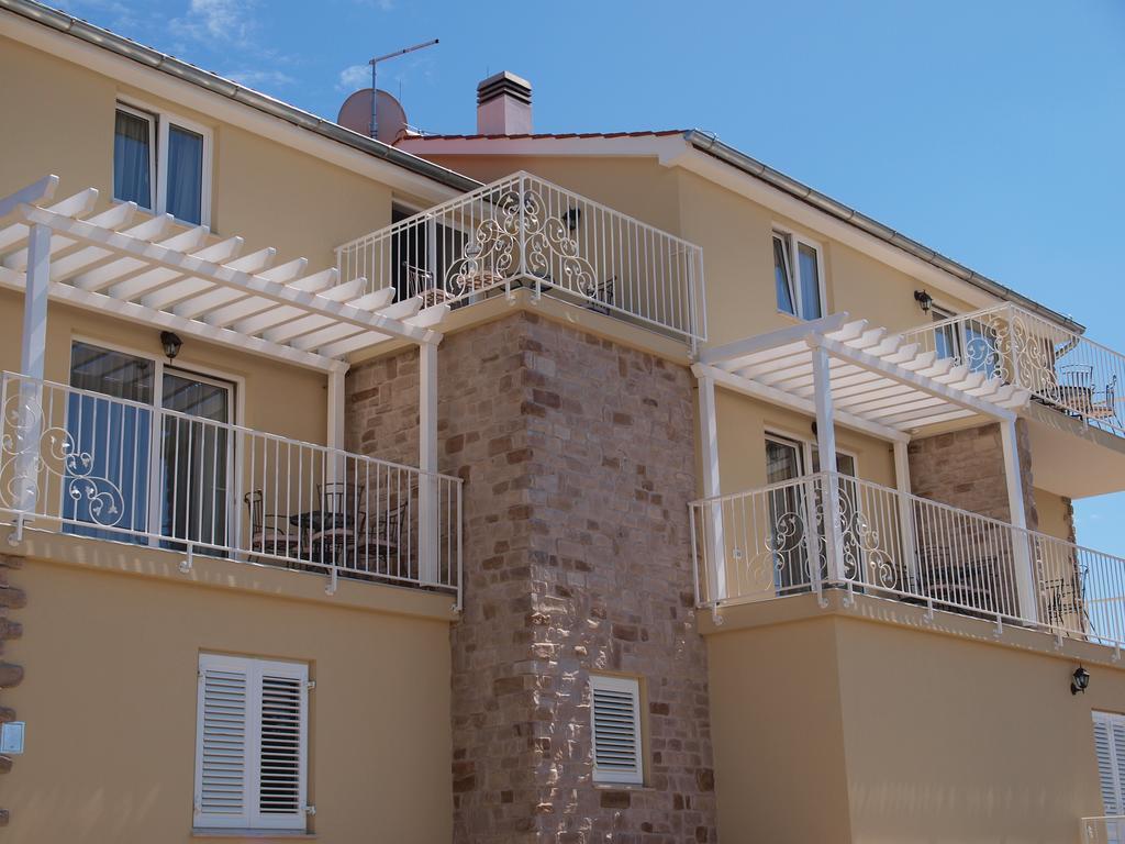 Guesthouse Olei Malinska Εξωτερικό φωτογραφία