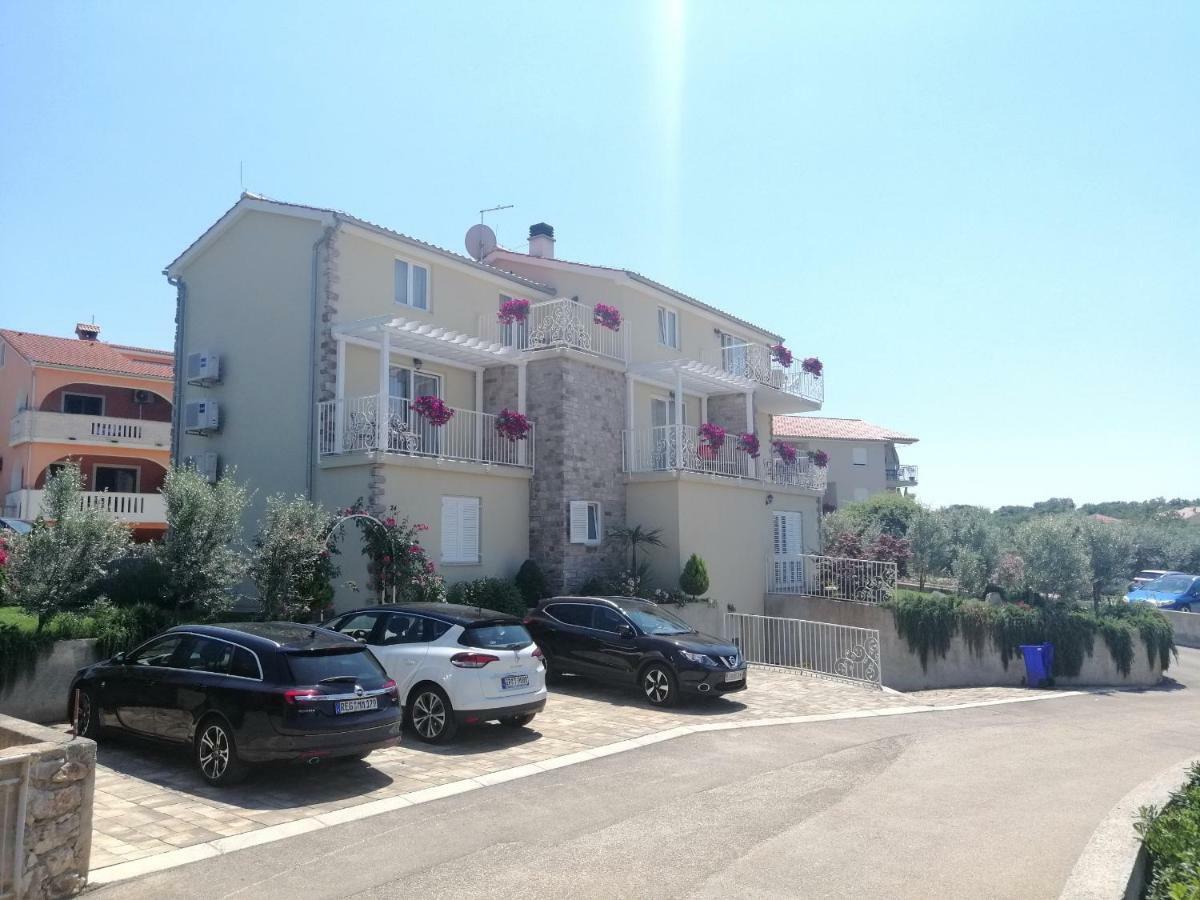 Guesthouse Olei Malinska Εξωτερικό φωτογραφία